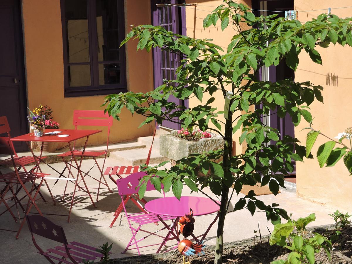 ช็องบร์ โดต เล กูตาส์ Hotel Mailly-la-Ville ภายนอก รูปภาพ