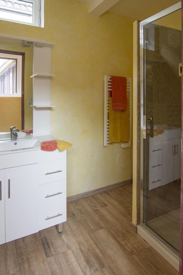 ช็องบร์ โดต เล กูตาส์ Hotel Mailly-la-Ville ภายนอก รูปภาพ